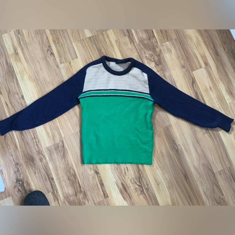 EUC pure virgin wool sweater